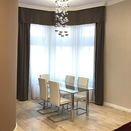 Gozsdu Glamour Apartment Budapest Luaran gambar